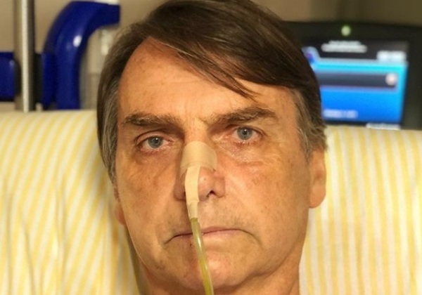 Após cirurgia, Bolsonaro passa o dia em repouso em São Paulo