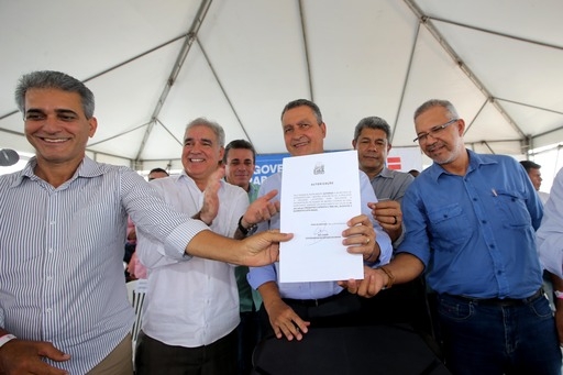 Em Feira de Santana, colégio é inaugurado com capacidade para mais de mil alunos