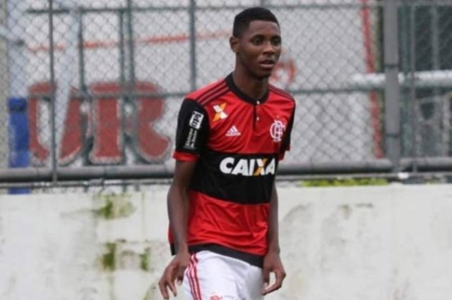 Atleta do Flamengo que sofreu queimaduras é transferido de hospital
