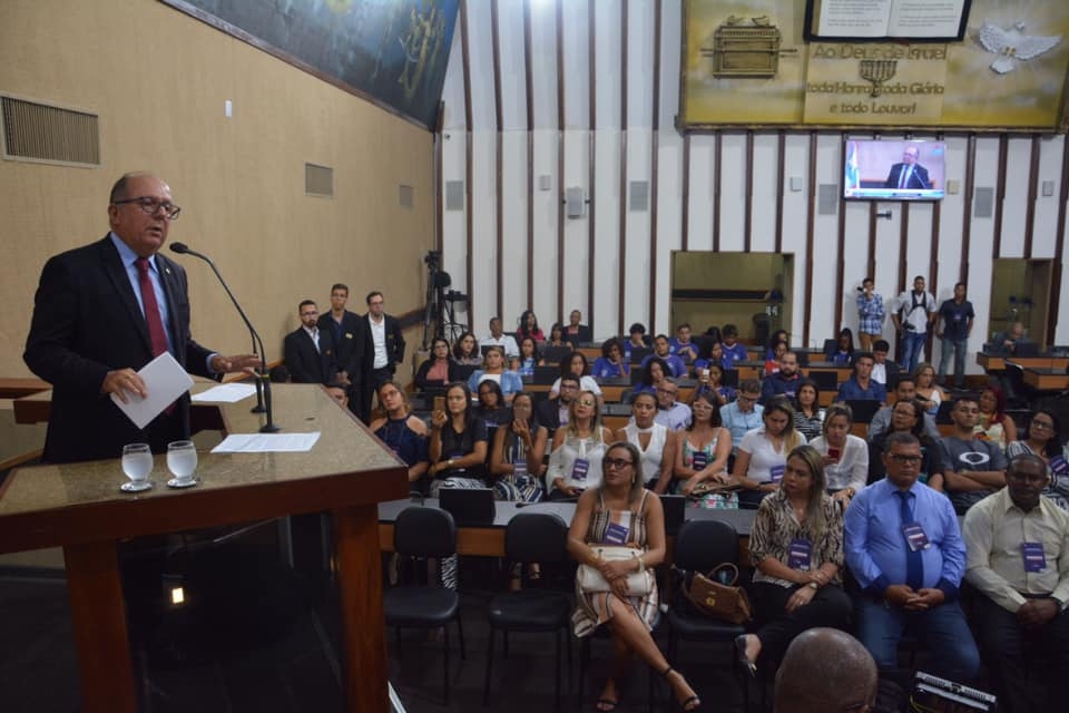  Deputado Arimateia preside Sessão Solene em homenagem ao Dia Internacional da Optometria