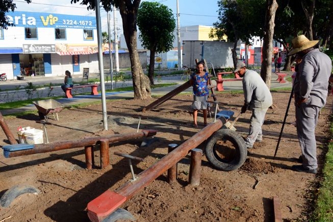 Parque infantil não foi removido, apenas mudou de local, divulga prefeitura 