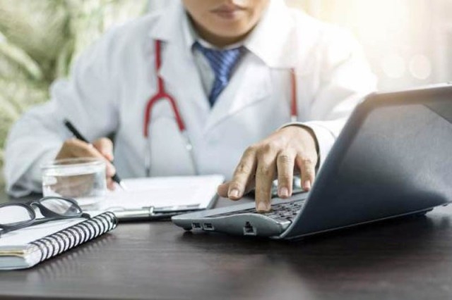 Novo modelo de contratação amplia a remuneração médica em 36% e qualifica assistência à saúde