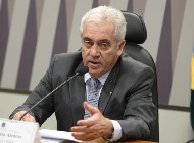 Otto reclama de promulgação de PEC e critica 'sintonia' do DEM com Bolsonaro