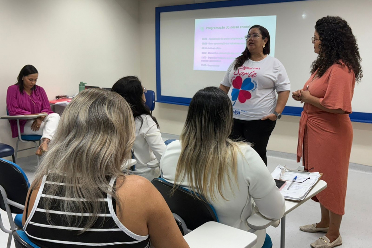 Outubro Verde: Enfermeiros participam de capacitação sobre enfrentamento da sífilis em gestantes