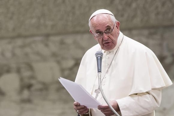Papa diz que Amazônia precisa do fogo de Deus