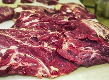 Preço da carne cai para o consumidor, diz Ministério da Agricultura