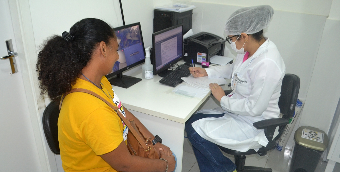Prefeitura de Feira de Santana intensifica atendimentos de saúde especializados para o público feminino