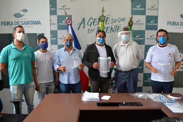 Prefeitura de Feira recebe 500 protetores faciais para profissionais que atuam no enfrentamento ao coronavírus