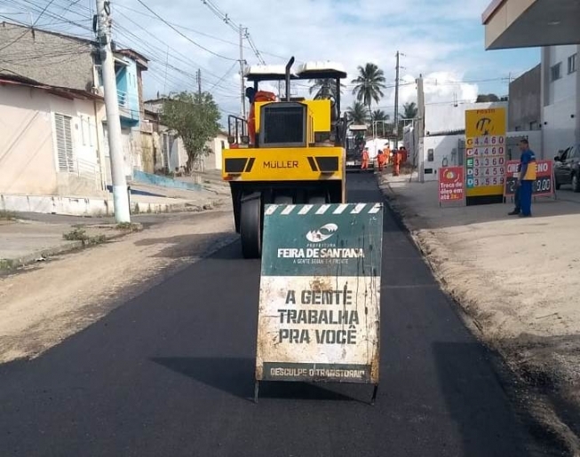 Prefeitura realiza pavimentação asfáltica do binário da Pampalona
