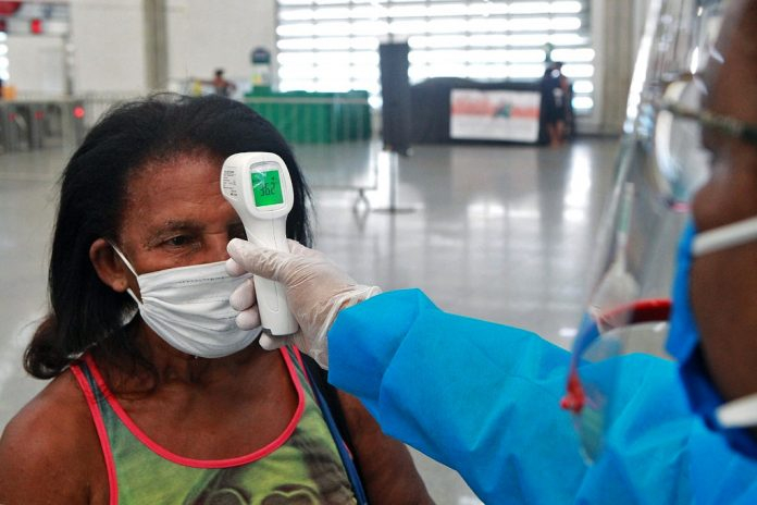 Preocupado com pandemia nas eleições, governador pede apoio ao TRE