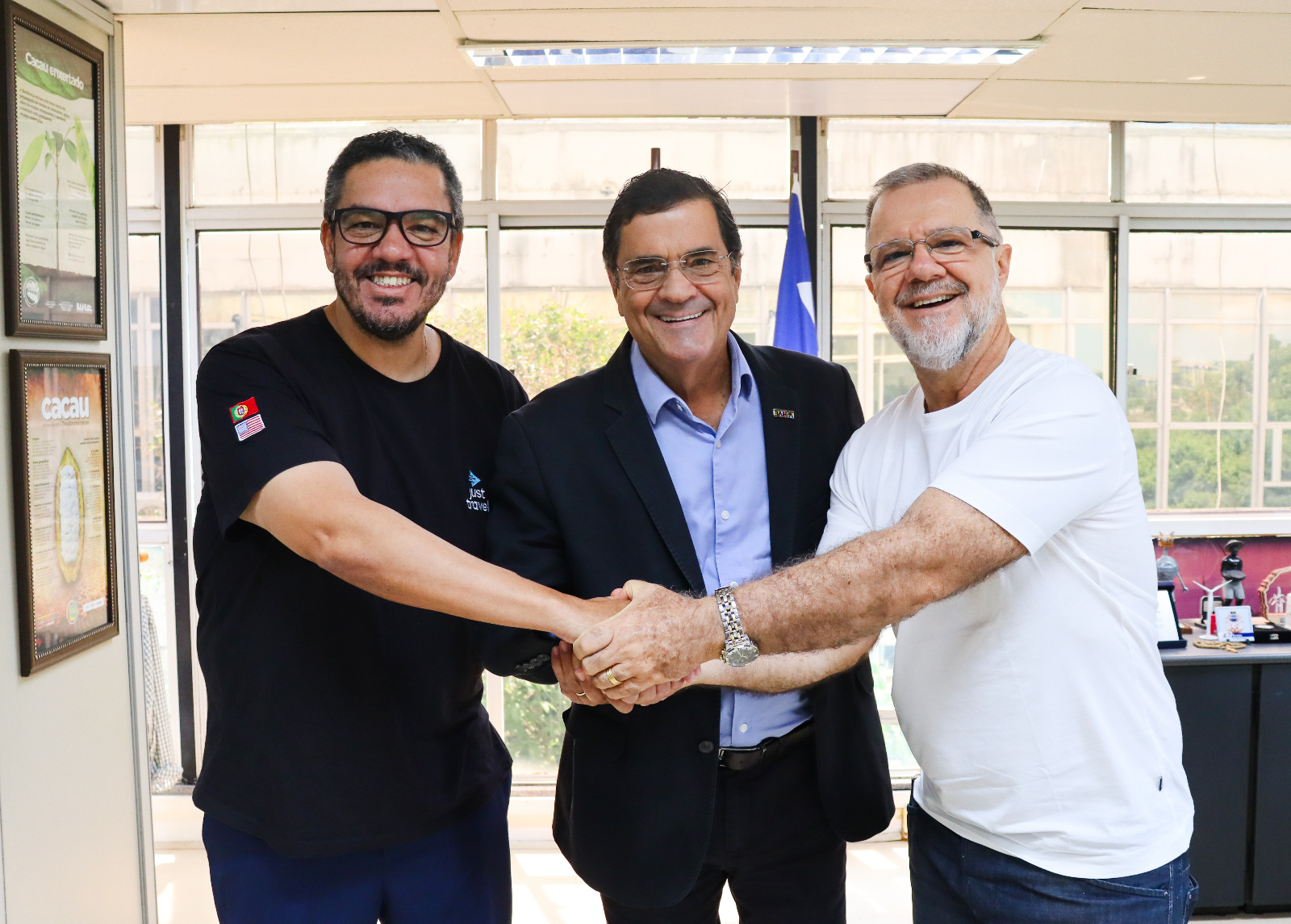 SDE apresenta projeto de desenvolvimento econômico, através do turismo inteligente, ao Consórcio Nordeste