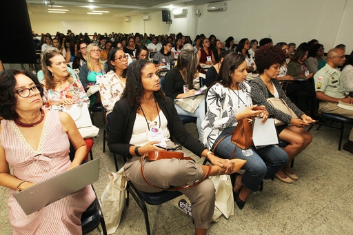 Seminário reúne municípios baianos para discutir políticas para as mulheres