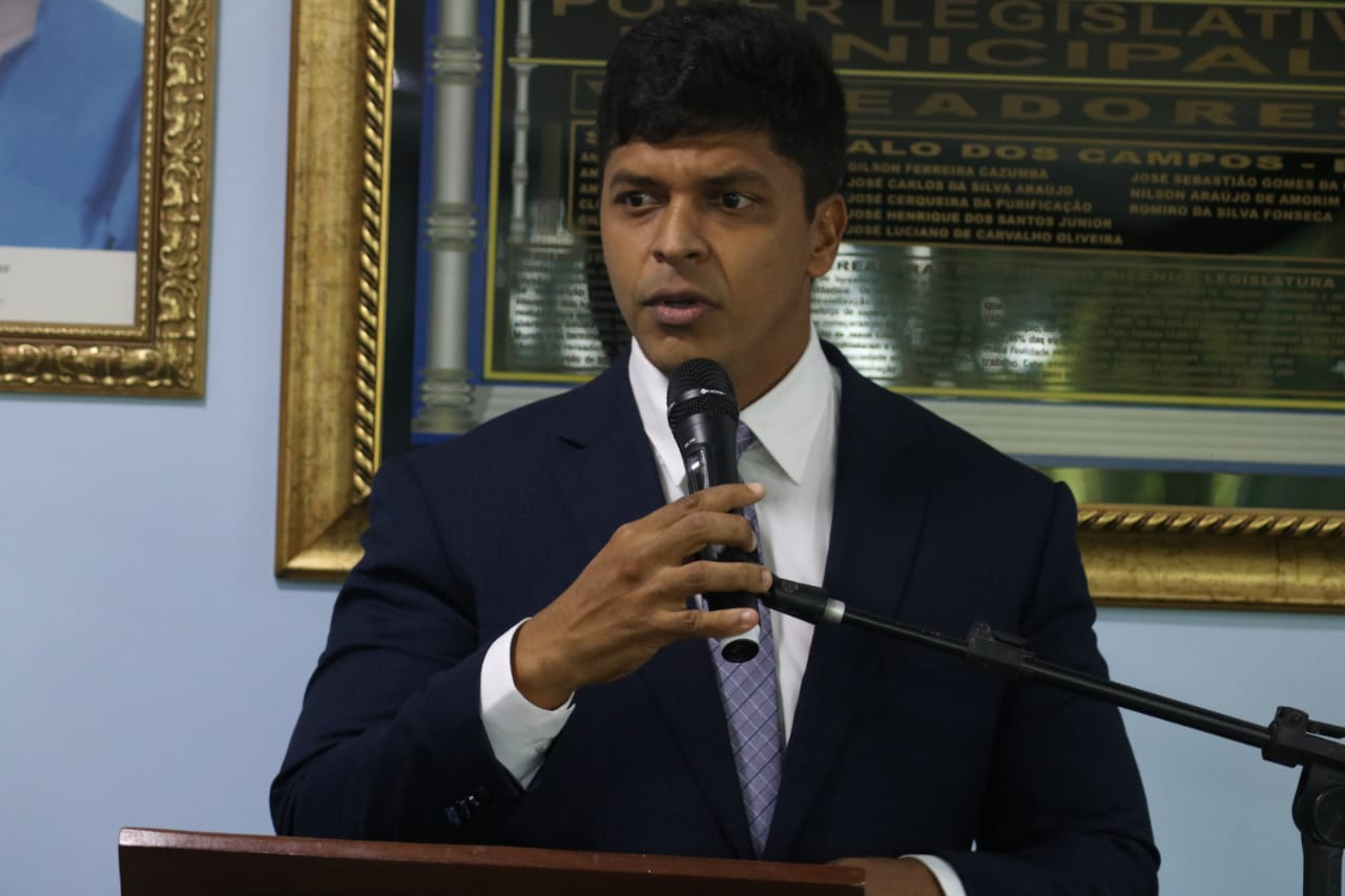 Tarcísio Pedreira toma posse como prefeito de São Gonçalo dos Campos