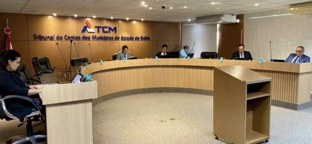 TCM pede apuração de fraudes envolvendo cargos irregulares na Prefeitura e Câmara de Vereadores de Feira