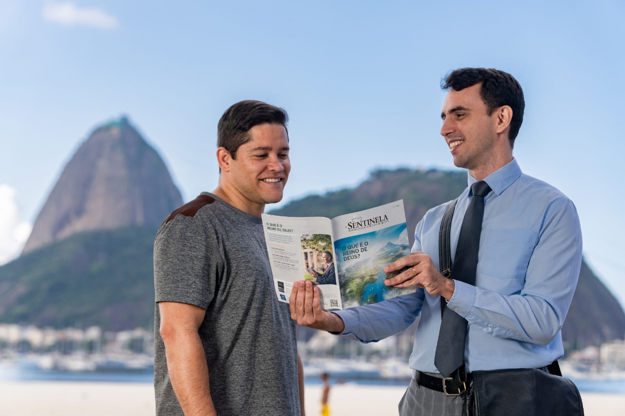 Testemunhas de Jeová - 100 anos de educação e ensino no Brasil