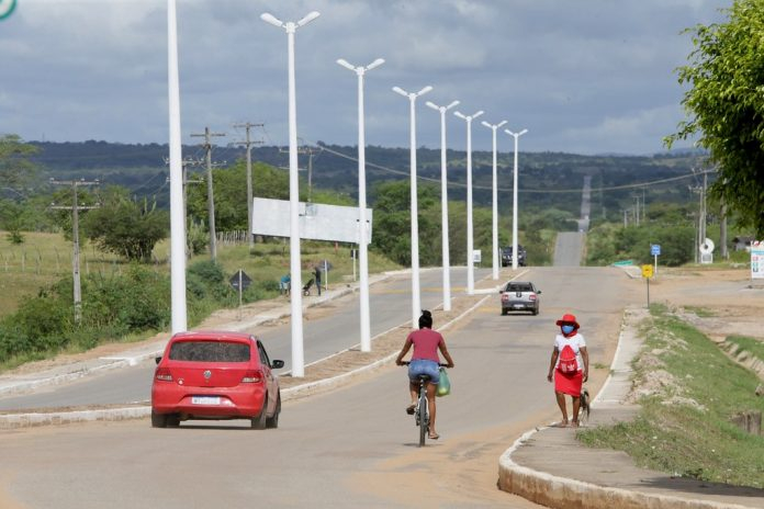 Veículos com placas de finais 3 e 4 têm desconto de 10% no IPVA