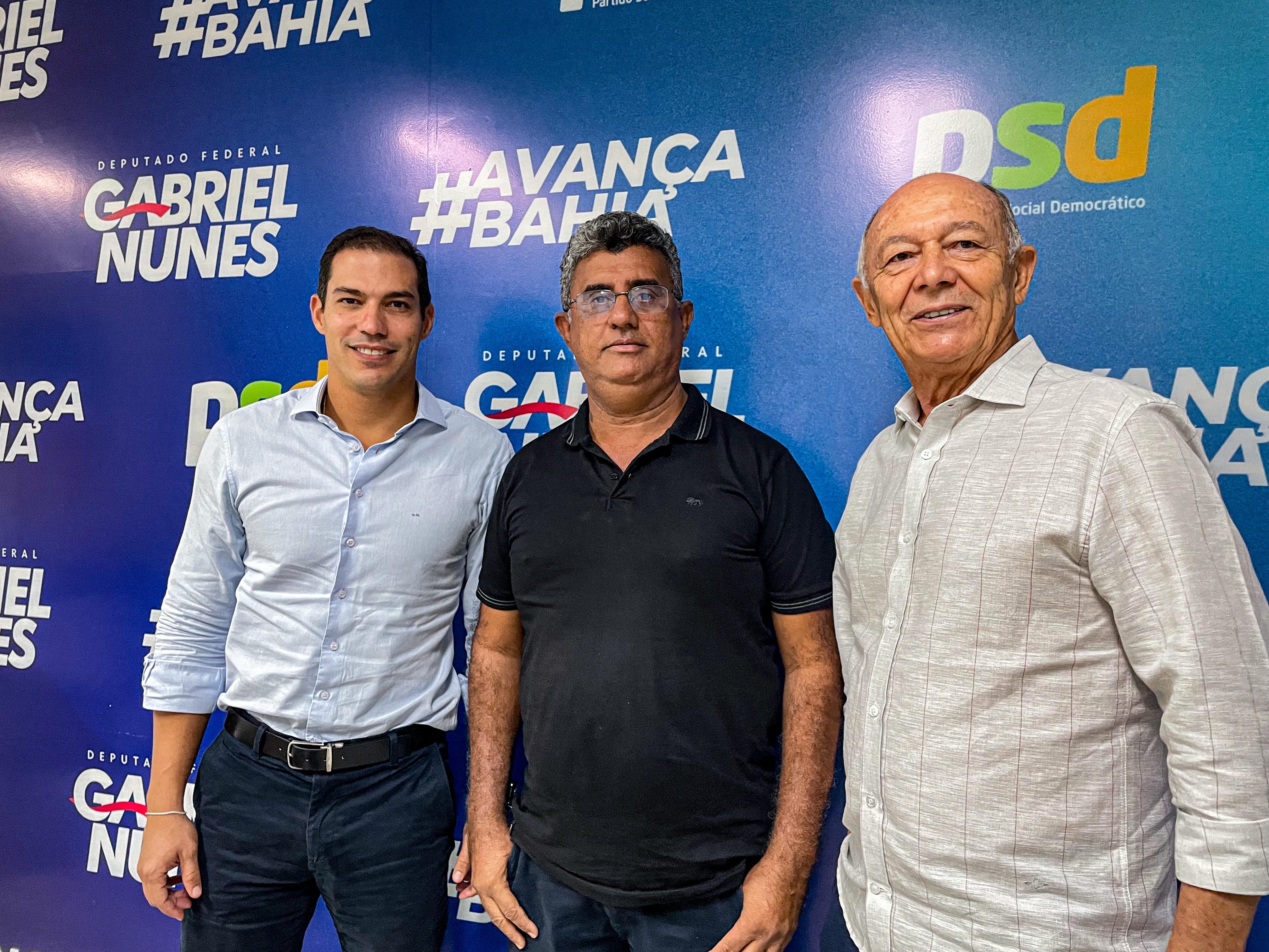 Vereador Luiz Augusto se Reúne em Salvador para Agenda Política