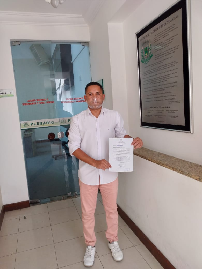 Vereador Ron do Povo faz indicação para beneficiar músicos feirenses 