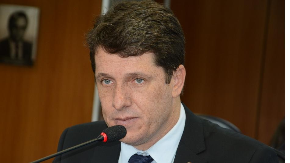 ZÉ COCÁ SUGERE REDE WI-FI ABERTA E GRATUITA EM TODAS AS REPARTIÇÕES PÚBLICAS DO ESTADO 