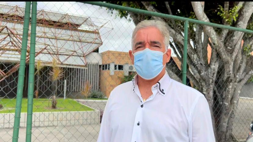 Zé Neto diz que com fechamento do Hospital de Campanha, município de Feira piora saúde e descumpre promessa de campanha