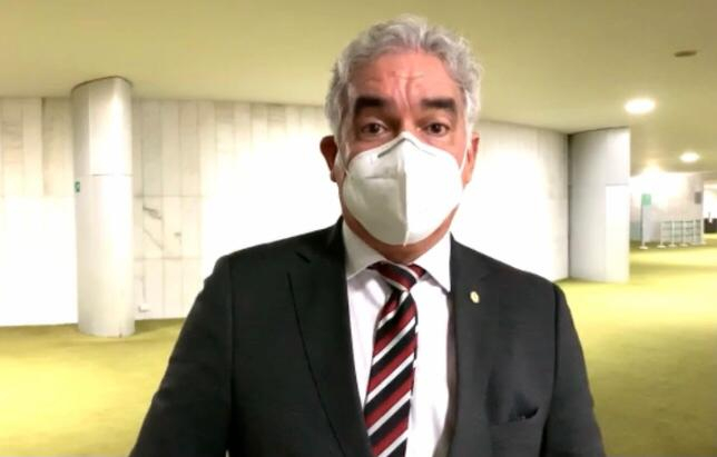 Zé Neto sobre Bolsonaro em Feira: 'Aglomerou, não usou máscara e inaugurou obra iniciada por Dilma'